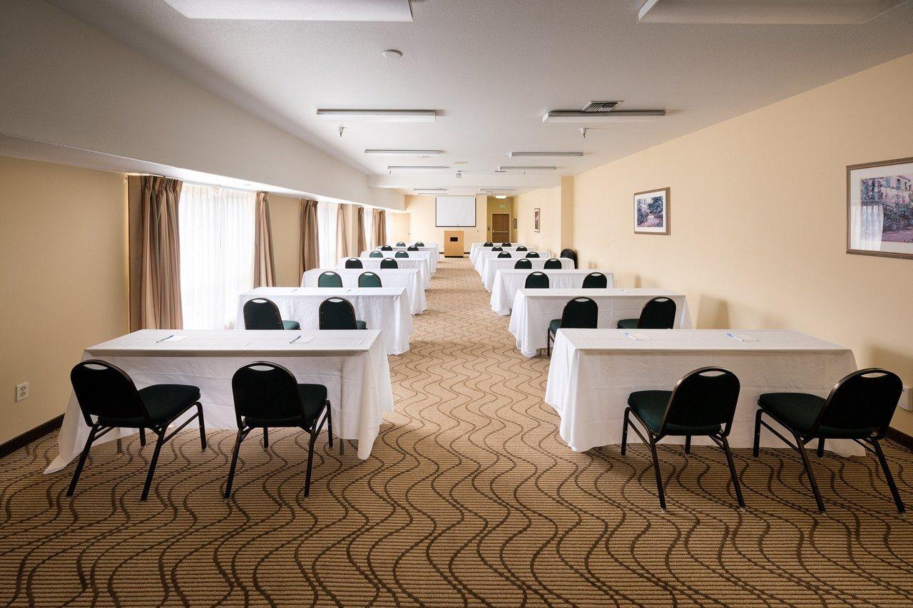 Comfort Inn & Suites Oakland Airport エクステリア 写真