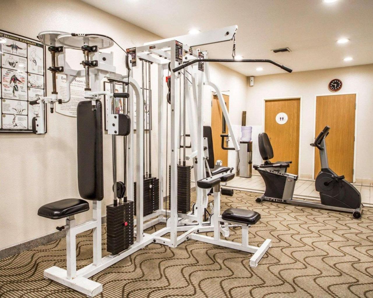 Comfort Inn & Suites Oakland Airport エクステリア 写真